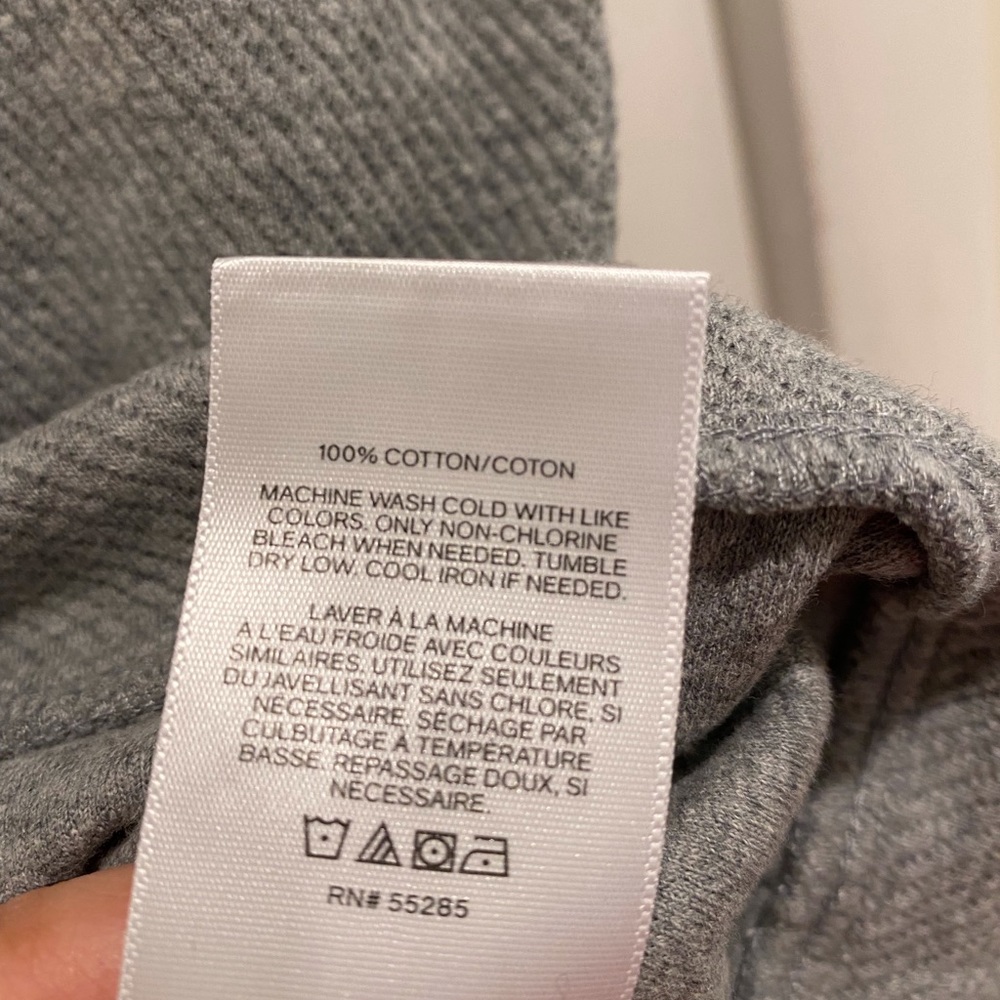 Express Sweater - Picture 4 of 5